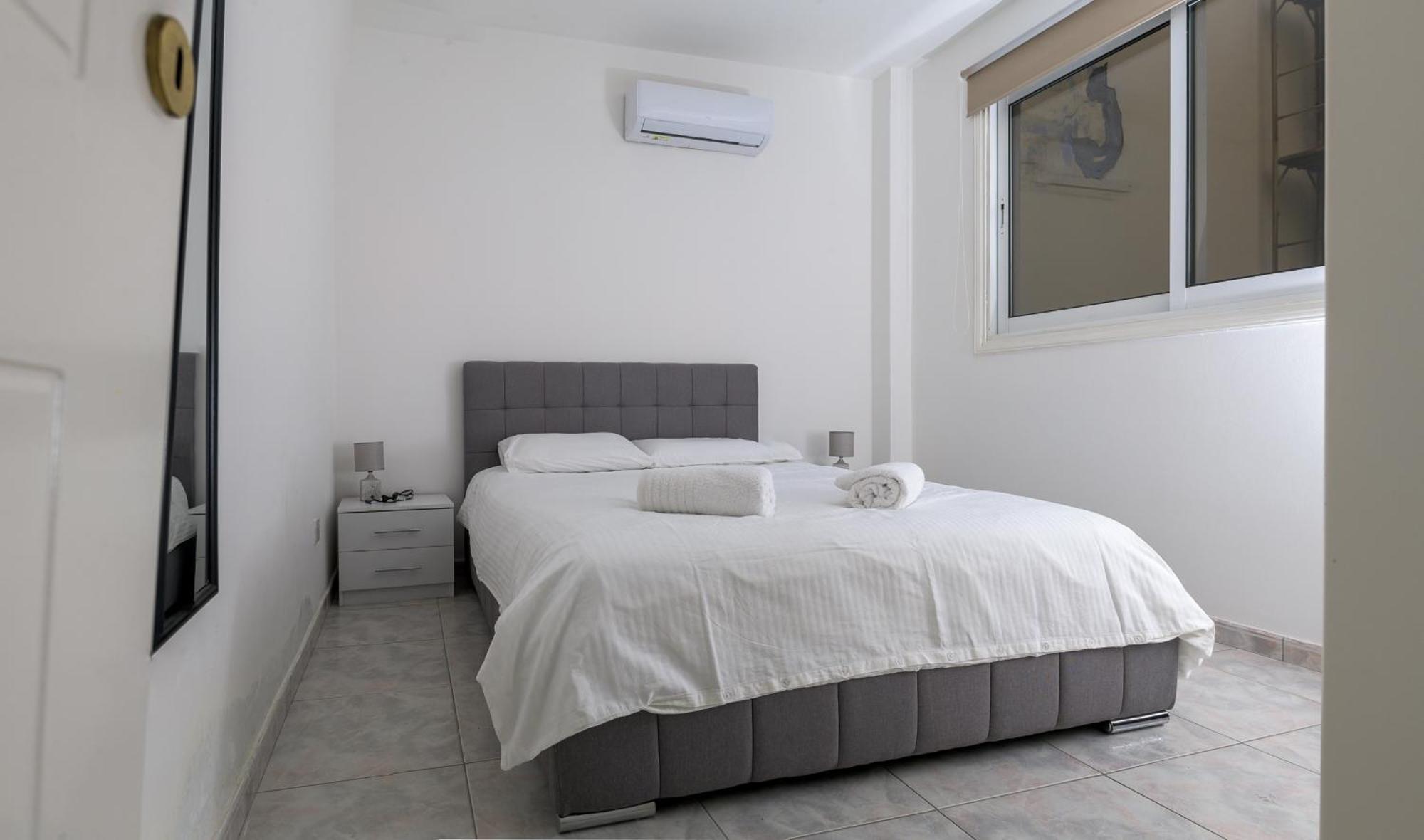 Maple Oak Apartment 102 拉纳卡 外观 照片